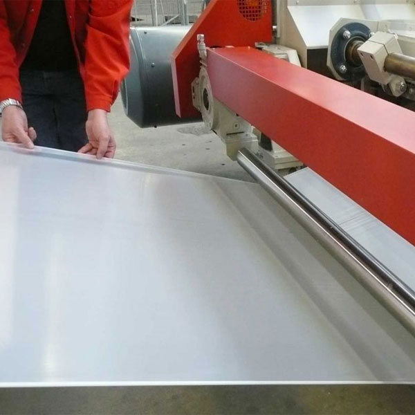 What's the Difference Between Molded and Skived PTFE Sheets?